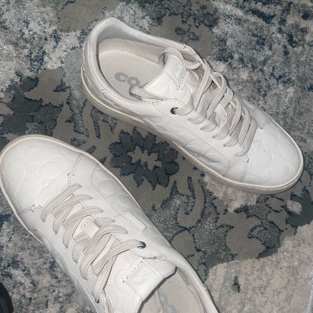 Coach Tan and Cream Low-Top Sneakers Versatile Style